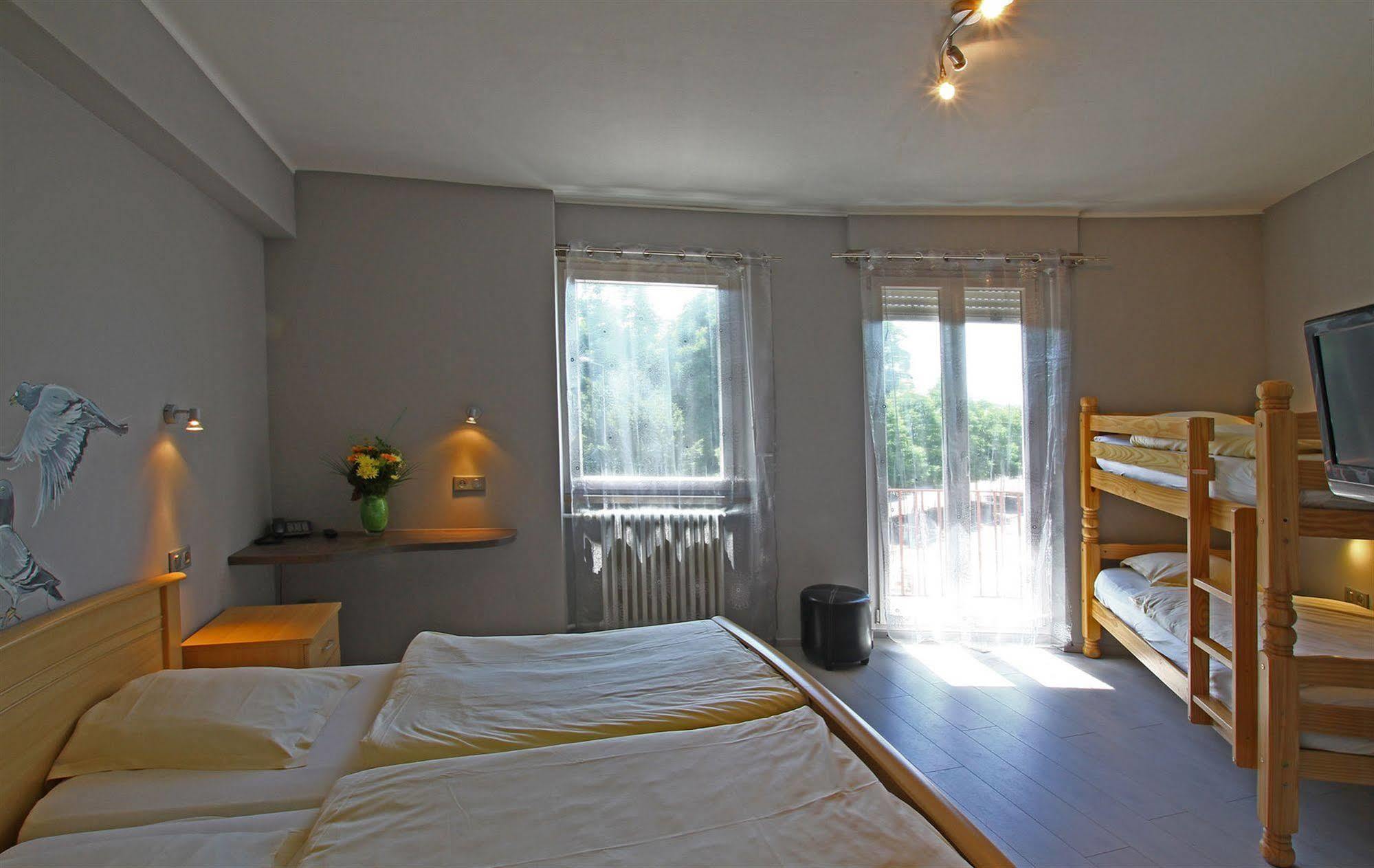 Hotel Champ Alsace آغينو المظهر الخارجي الصورة